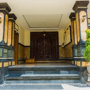  Guest house Cakra House
